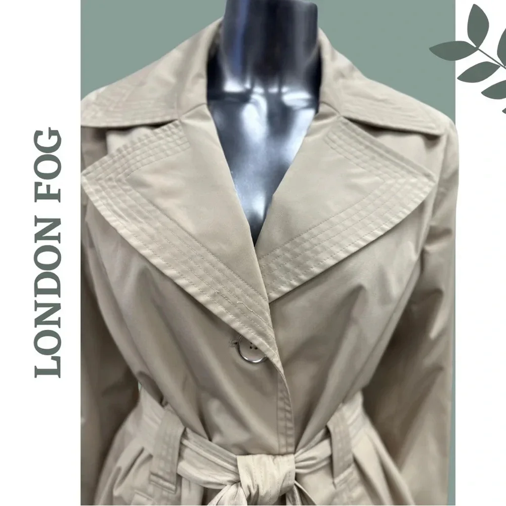 Vintage Y2K London Fog Trench Coat
Tan  Single Breasted Waist Tie Size
Medium - Picture 6 of 13